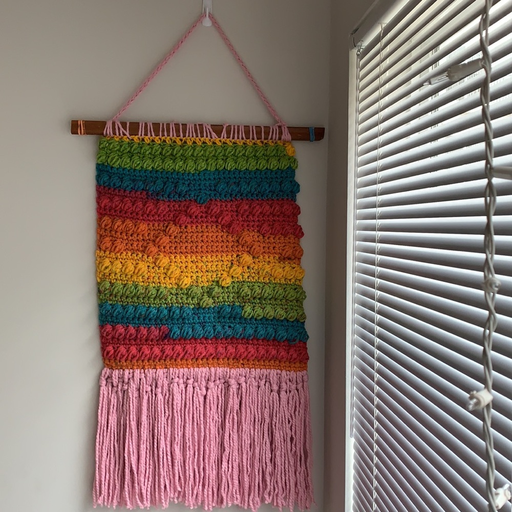 Rainbow wall hanging - Picture 5 of 6